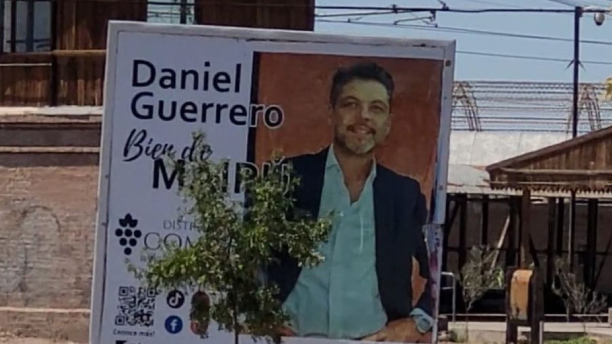 El cartel de Guerrero que preanunciaba su posible candidatura. 