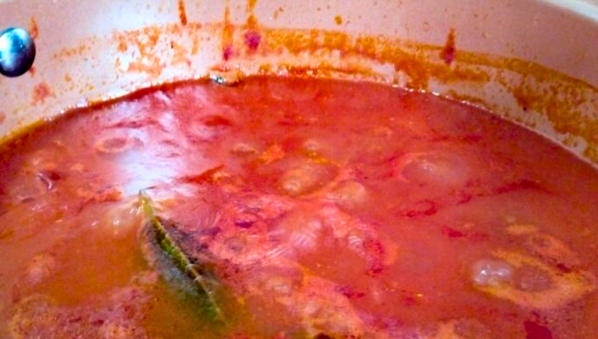 Reducí la acidez de tus salsas con esta simple verdura y sin usar azúcar o bicarbonato