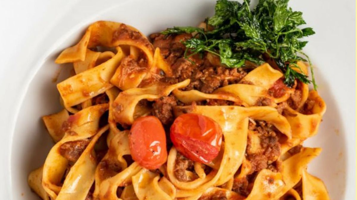 Las pastas que se preparan en Azcuénaga atrapan al turismo que visitan ese pueblo durante los fines de semana Las pastas que se preparan en Azcuénaga atrapan al turismo que visitan ese pueblo durante los fines de semana