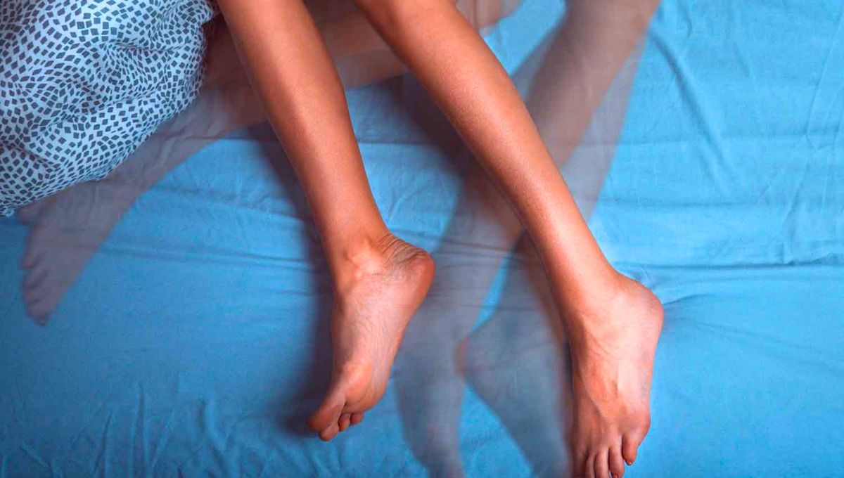 El síndrome de piernas inquietas (SPI) y la enfermedad de Parkinson (EP) son trastornos neurológicos comunes. El síndrome de piernas inquietas (SPI) y la enfermedad de Parkinson (EP) son trastornos neurológicos comunes.