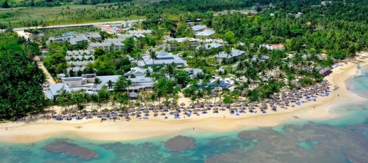 Muchas personas desean visitar este increíble destino. Muchas personas desean visitar este increíble destino.