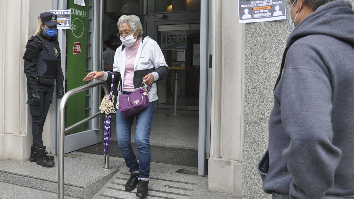 Más de 1.300.000 personas se beneficiarán con el reintegro en las compras para jubilados y jubiladas.