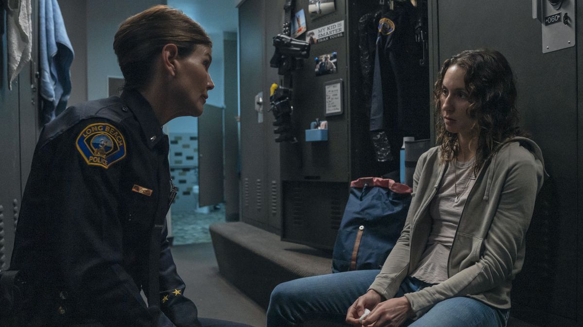 La serie policial es protagonizada por Troian Bellisario y Brandon Larracuente. Imagen: Prime Video La serie policial es protagonizada por Troian Bellisario y Brandon Larracuente. Imagen: Prime Video