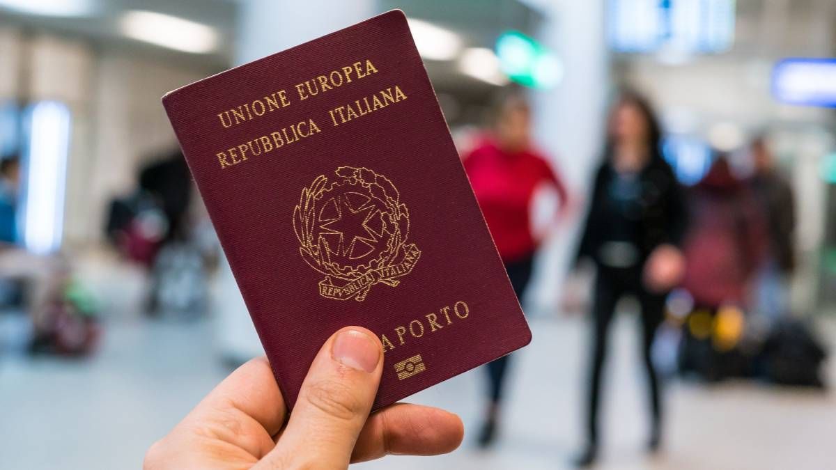 El Senado dio el visto bueno al decreto de Giorgia Meloni que limita la obtención de la ciudadanía italiana sólo a hijos y nietos de dicho país.