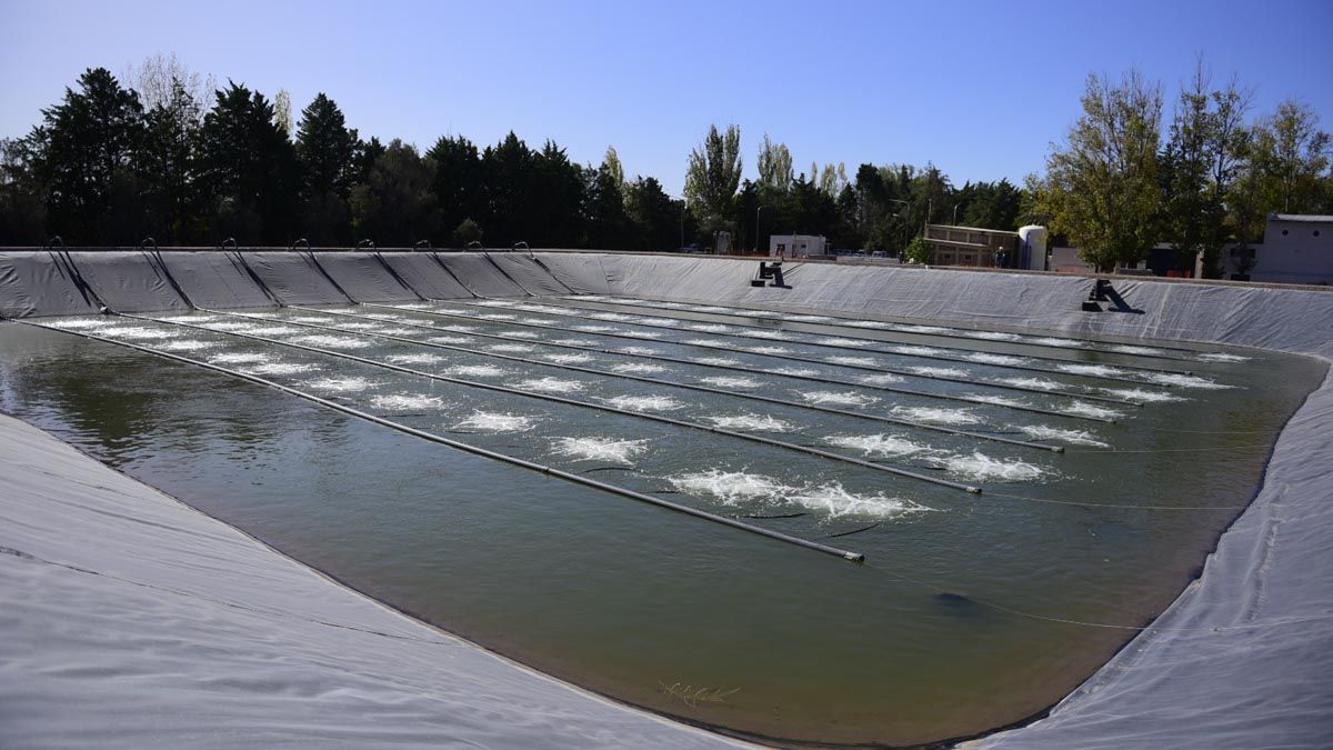 Una de las plantas de efluentes cloacales que funcionan en Mendoza.