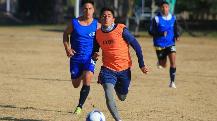 La Lepra goleó al CEC en su primer amistoso de la pretemporada