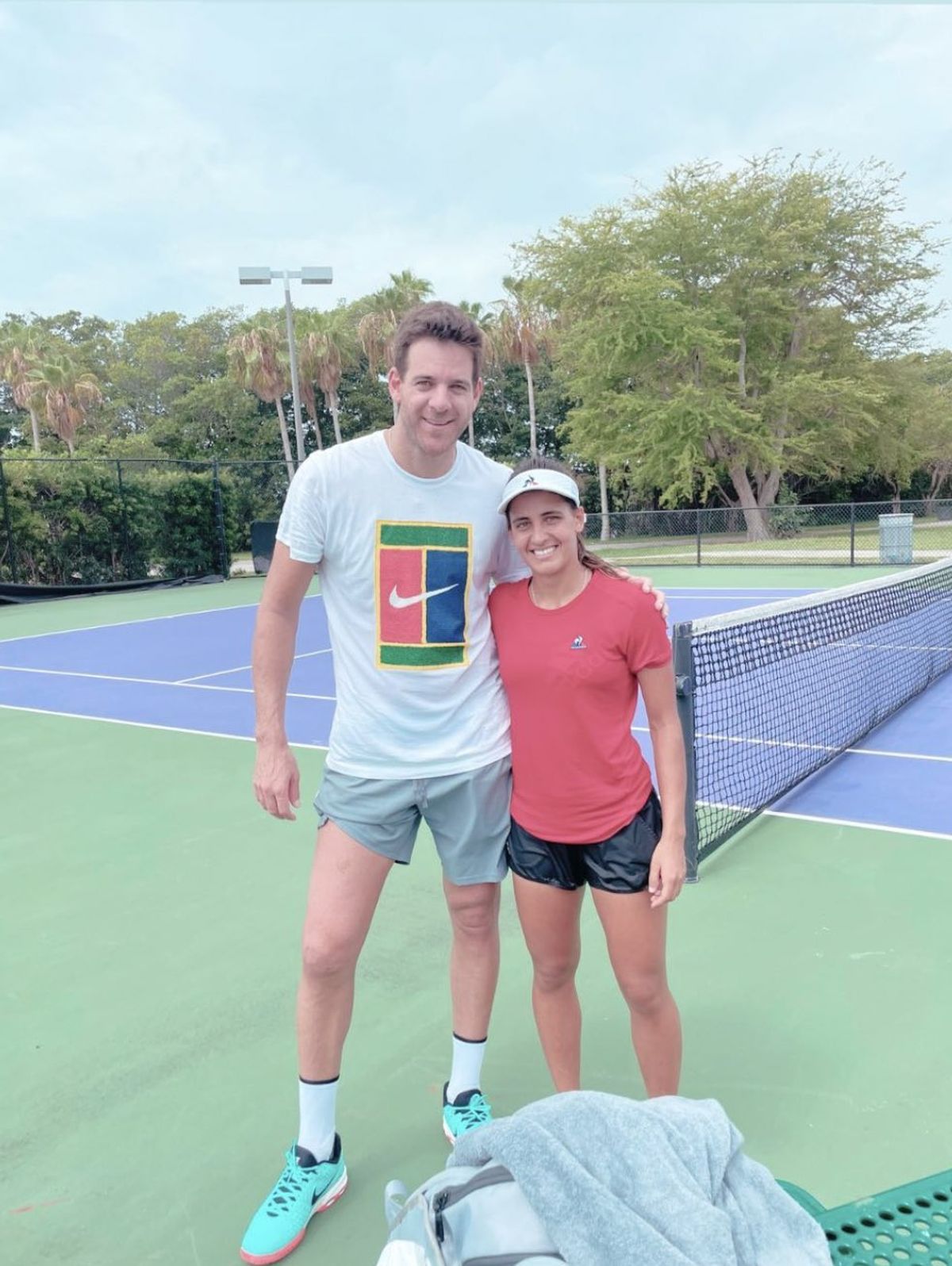 La &uacute;ltima imagen de Juan Mart&iacute;n Del Potro fue en Miami, entrenando sin f&eacute;rula con Lourdes Carl&eacute;.
