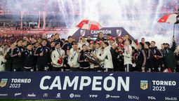 River dio otra vuelta olímpica y ahora piensa en la Copa Libertadores