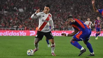 River empata con San Lorenzo por los octavos de final del Torneo Apertura