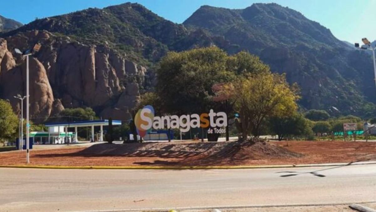 El pueblo está ubicado en La Rioja. El pueblo está ubicado en La Rioja.