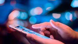 Tenía sexting con hombres y luego los extorsionaba para no mostrar las imágenes
