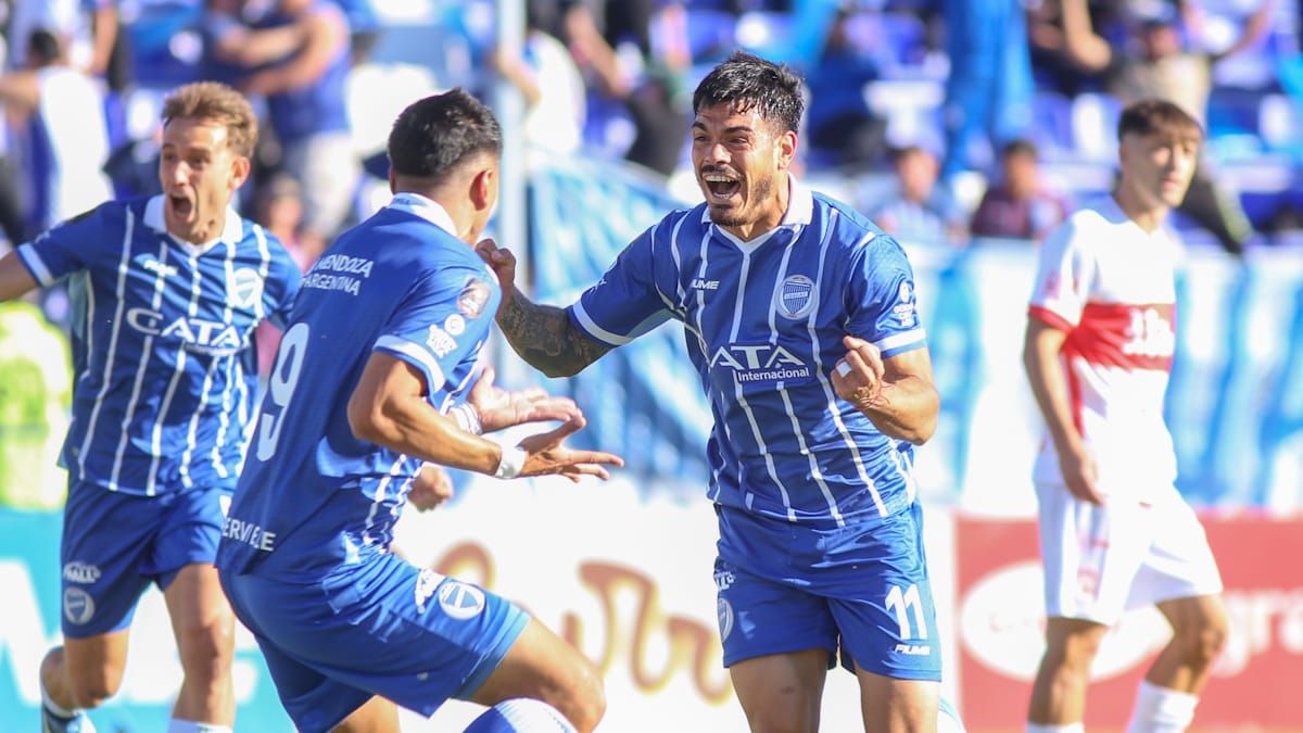 Axel Rodríguez abrió la cuenta para Godoy Cruz frente al Deportivo Morón por la 12ª fecha de la Primera Nacional.