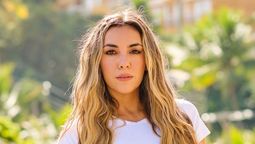 Floppy Tesouro confirma que es la reina del hilo dental ultra XS y paraliza Ibiza