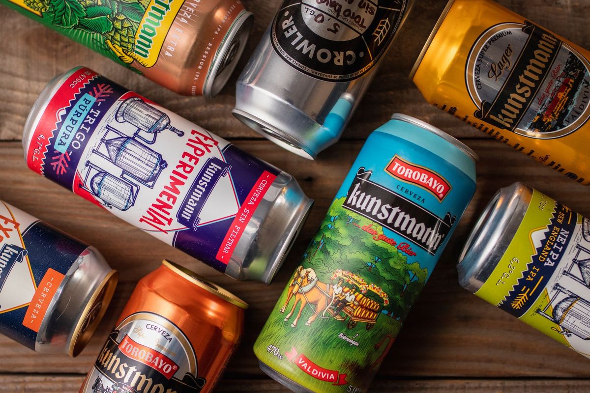 ¿Qué era? Compró una cerveza y encontró algo asqueroso al fondo de la latita.