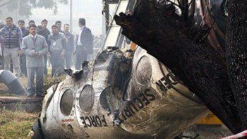 Diez muertos al caer avioneta paramilitar en la India
