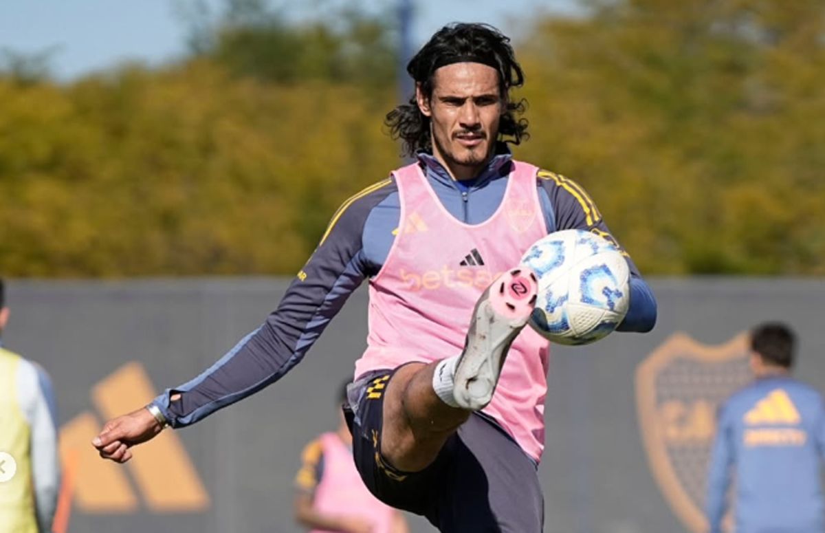 Cavani no hizo fútbol  y encendió las alarmas.