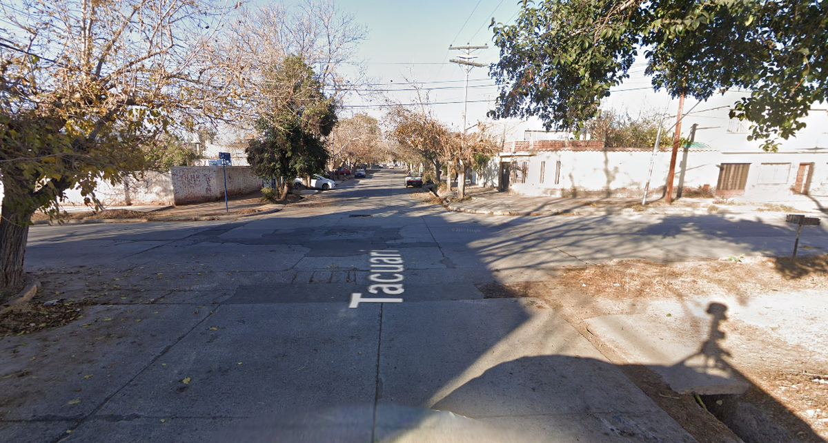 El accidente ocurrió este martes en la intersección entre calle Mathus Hoyos y Tacuarí de Las Heras. El accidente ocurrió este martes en la intersección entre calle Mathus Hoyos y Tacuarí de Las Heras.