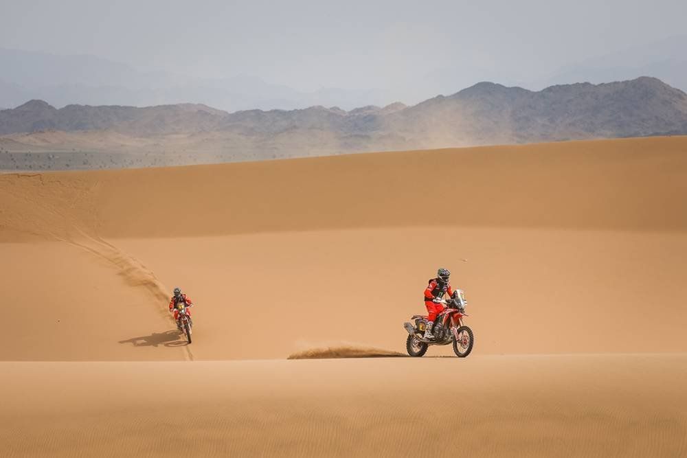 Kevin Benavides está a un paso de ganar el Dakar 2021 en motos.