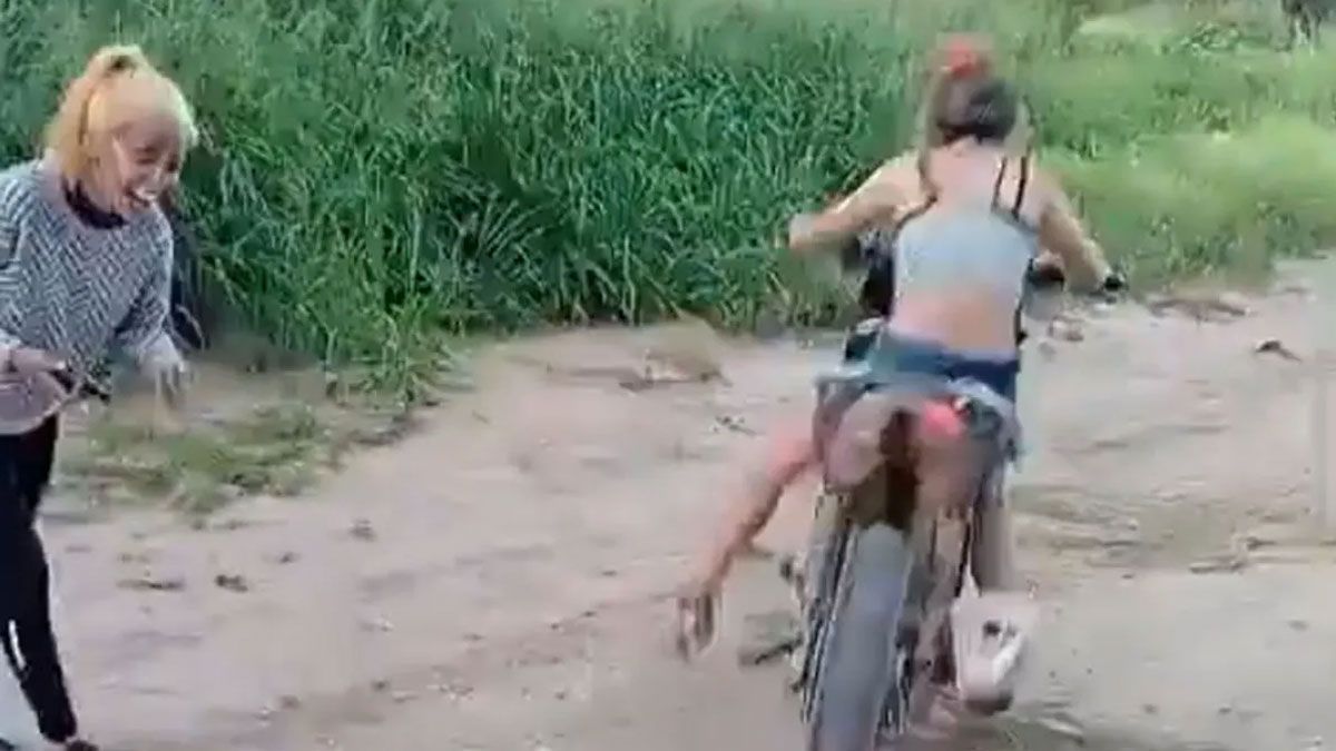 Maltrato animal: dos mujeres publicaron un video muy cruel
