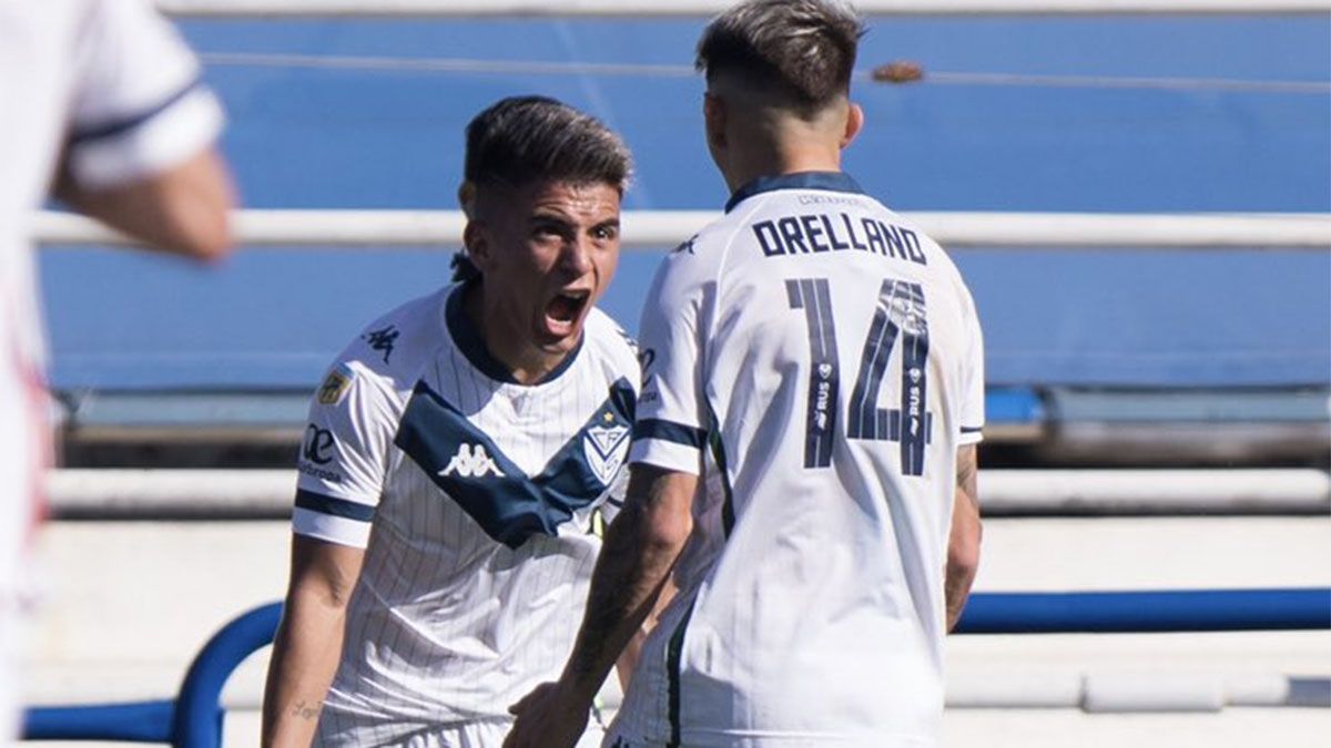 Vélez, de la mano de Thiago Almada, derrotó a Aldosivi