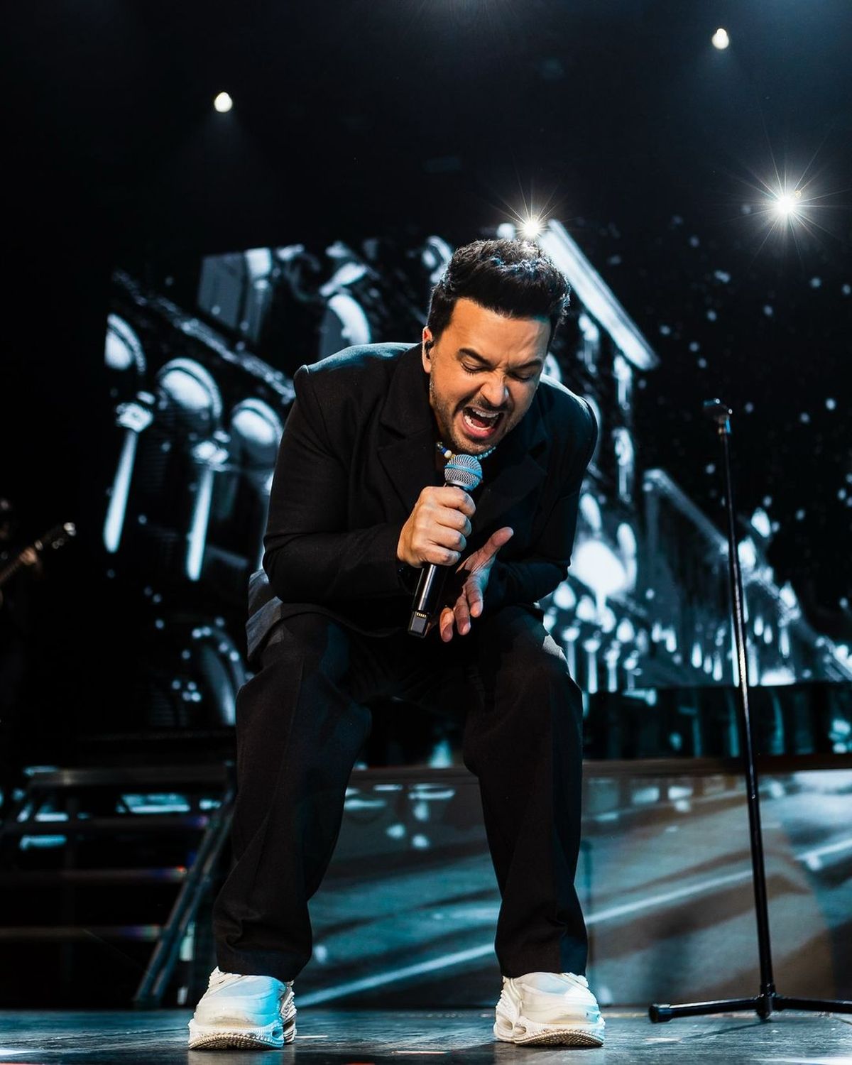 Luis Fonsi ganó en la categoría Mejor Álbum Vocal Pop. Luis Fonsi ganó en la categoría Mejor Álbum Vocal Pop.
