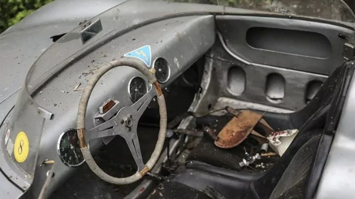 El Porsche estuvo abandonado durante 35 años.
