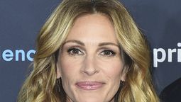 Julia Roberts lleva un long bob, uno de los cortes de cabello ideales para mujeres mayores de 50.