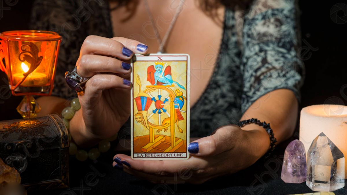 TAROT: descubre sus predicciones para hoy lunes 3 de marzo de 2025