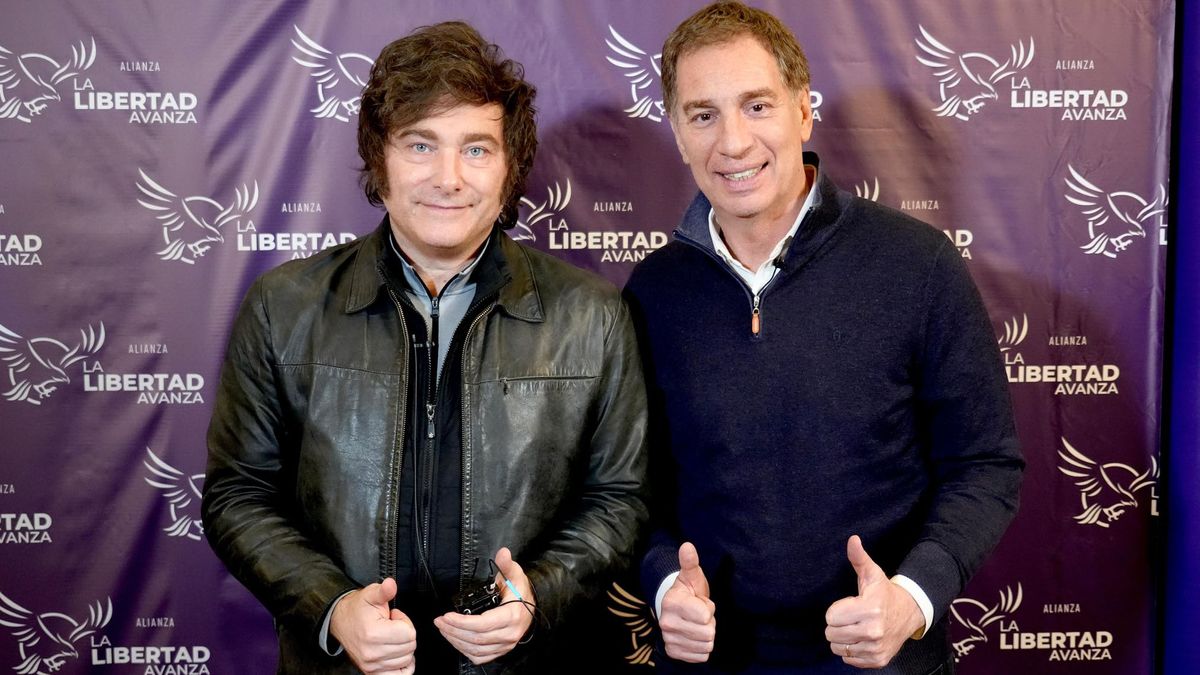 El ministro del Interior, Diego Santilli, junto al presidente Javier Milei.