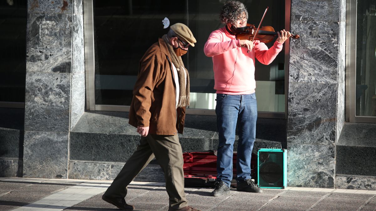 Covid en Mendoza: poco más de 50 casos y 8 muertos