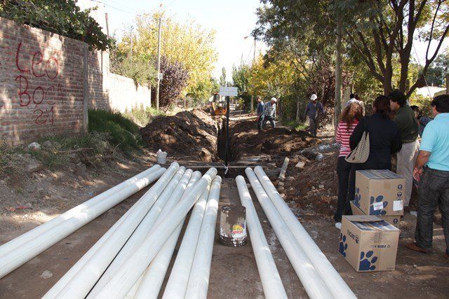 Con las obras de agua y cloacas empezaron a urbanizar El Molino