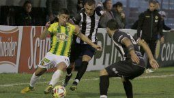Una pifia y un contragolpe con final feliz para Gimnasia