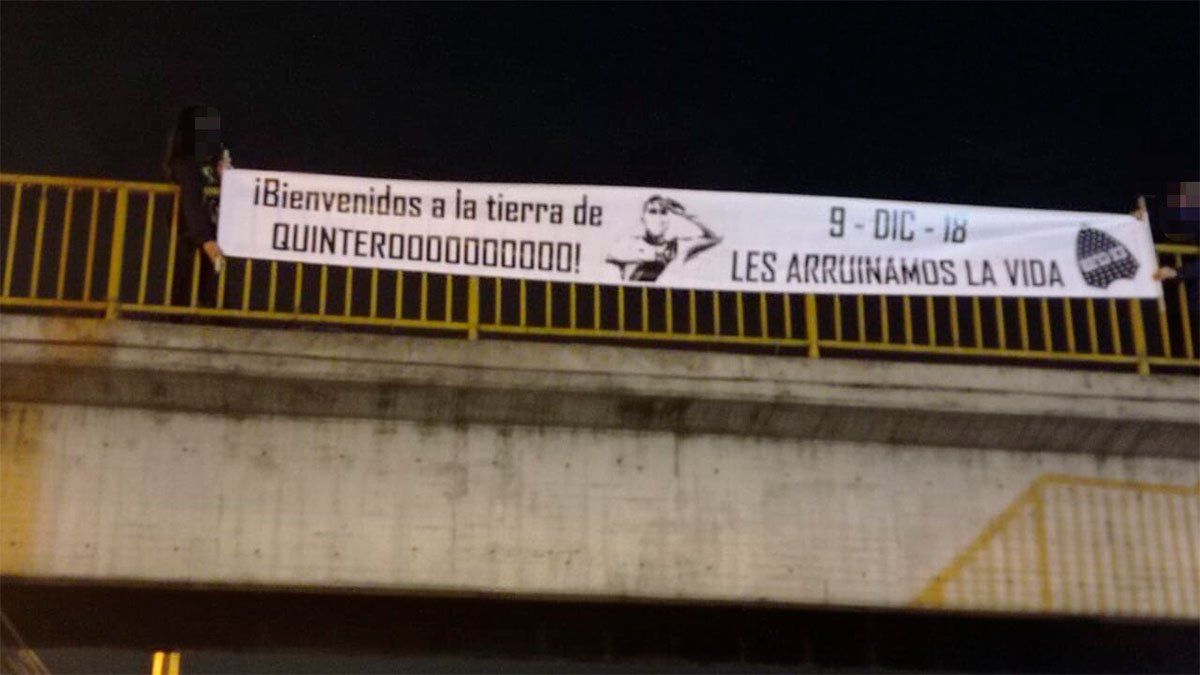 En Colombia también hubo pasacalles en contra de Boca.