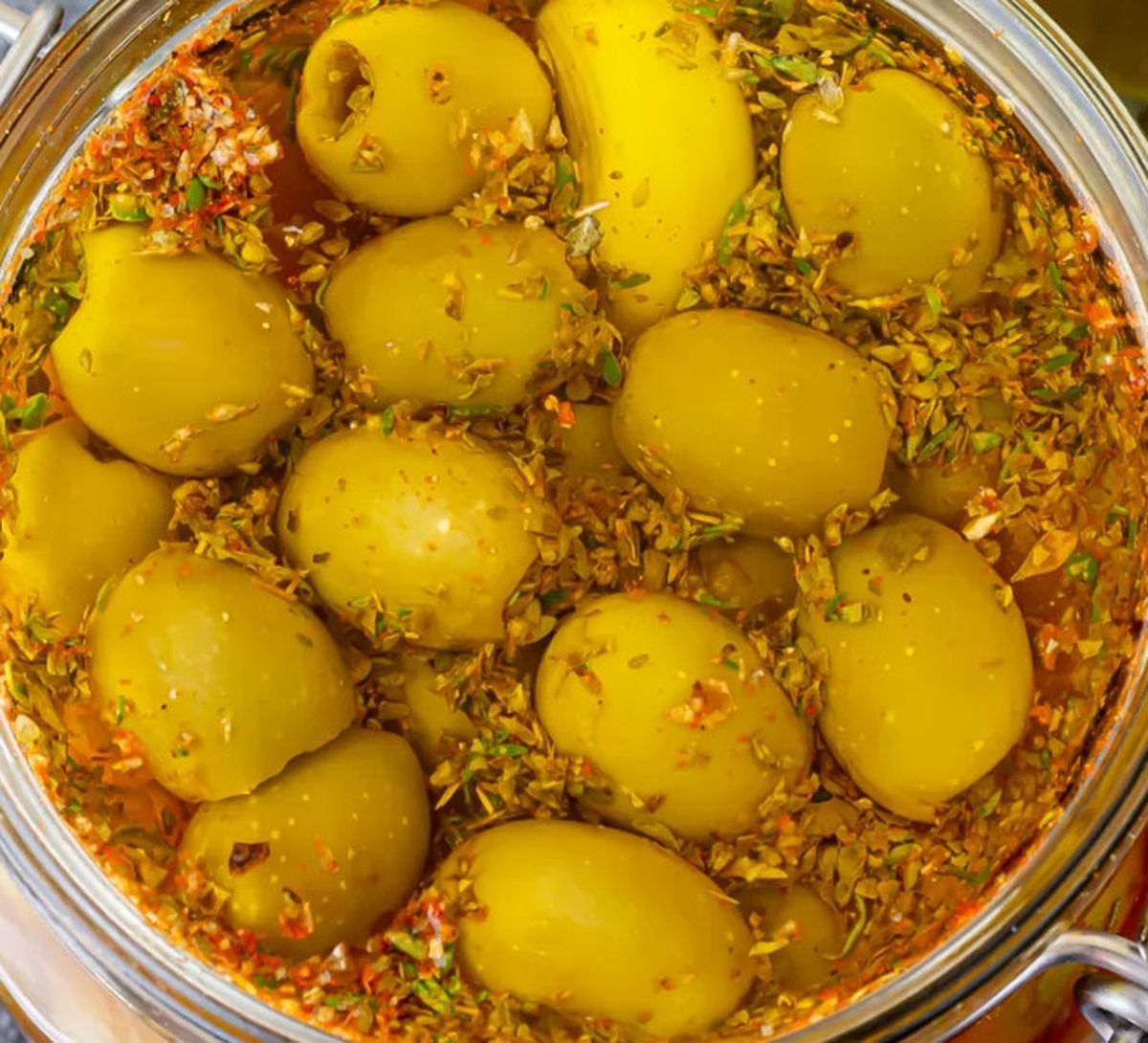 Esta receta de aceitunas aliñadas es para chuparse los dedos. Foto: gentileza bonviveur.es. Esta receta de aceitunas aliñadas es para chuparse los dedos. Foto: gentileza bonviveur.es.