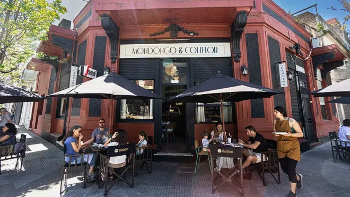 El bodegón que se destaca por las achuras en sus parrilladas. El bodegón que se destaca por las achuras en sus parrilladas.