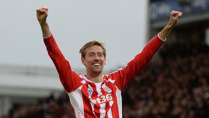 Peter Crouch comparte sus vivencias en dos podcast.