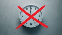 El reloj de pared es historia ante la llegada de una nueva tendencia.  El reloj de pared es historia ante la llegada de una nueva tendencia.