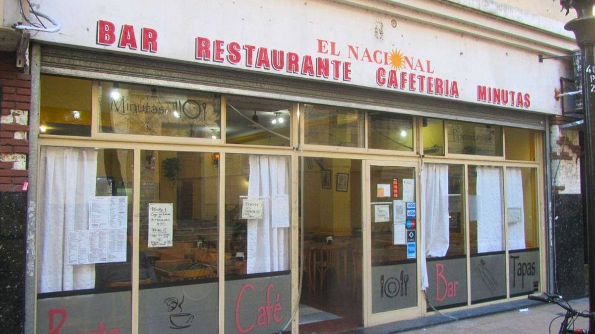 El bodegón El Nacional se destaca por sus bajos precios. El bodegón El Nacional se destaca por sus bajos precios.