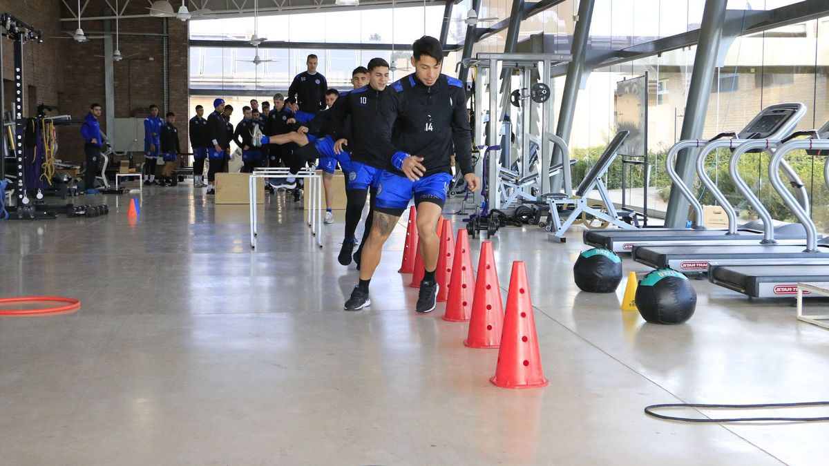 En el Expreso no hubo caras nuevas de cara al segundo torneo del año. En el Expreso no hubo caras nuevas de cara al segundo torneo del año.
