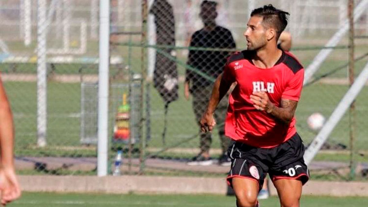 Jonathan Mazzola volverá a vestir la camiseta del Globo. (Gentileza Prensa Huracán Las Heras).