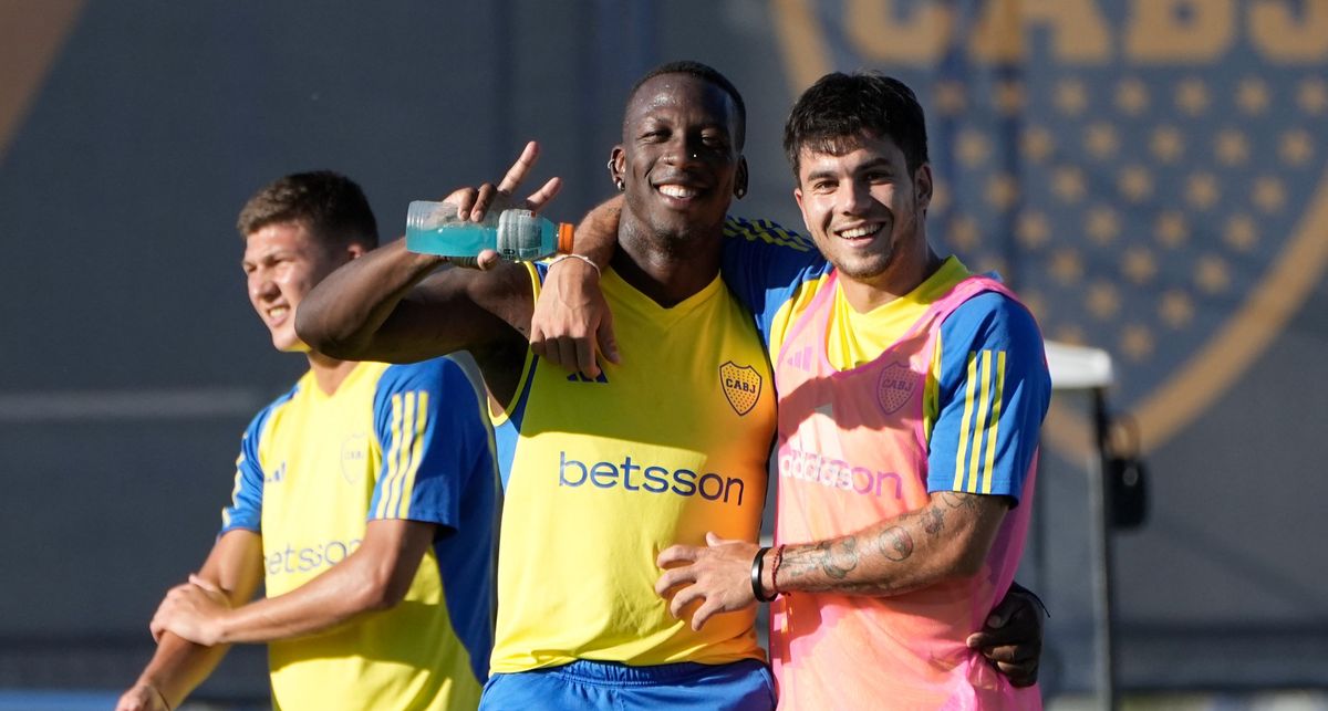 Advíncula y Blondel, en el entrenamiento de Boca