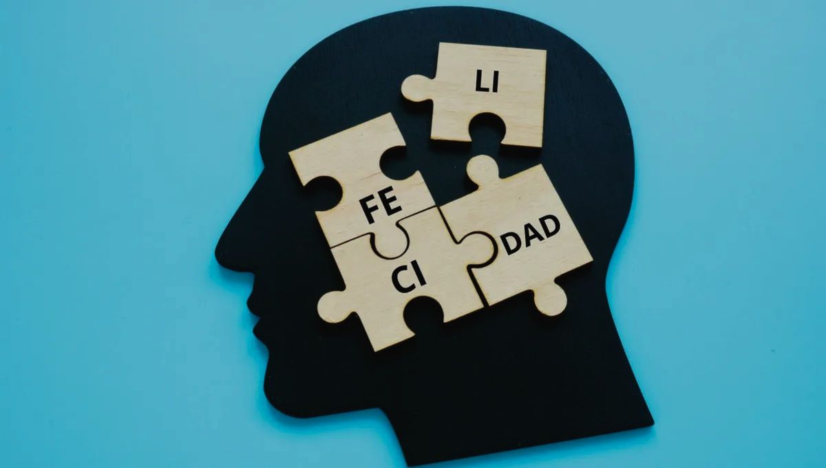 El psicoanalista Gabriel Rolón contó en varias entrevistas lo difícil que le resulta hablar de la felicidad y en su construcción porque tendemos a pensar que cualquier momento de alegría es porque somos felices. El psicoanalista Gabriel Rolón contó en varias entrevistas lo difícil que le resulta hablar de la felicidad y en su construcción porque tendemos a pensar que cualquier momento de alegría es porque somos felices.