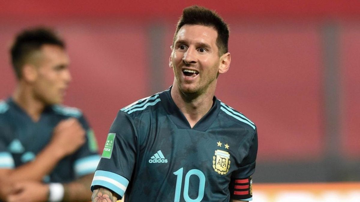 Estar al lado de Messi, el mejor del mundo, es increíble