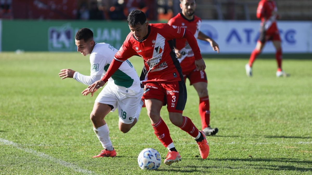 Juan Pablo De La Reta se ha ganado un lugar como titular en el Deportivo Maipú.