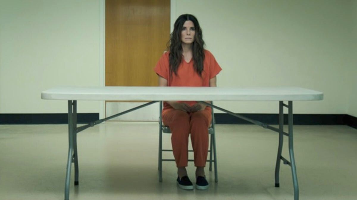 La actriz Sandra Bullock interpreta a Debbie Ocean en la película de Netflix.