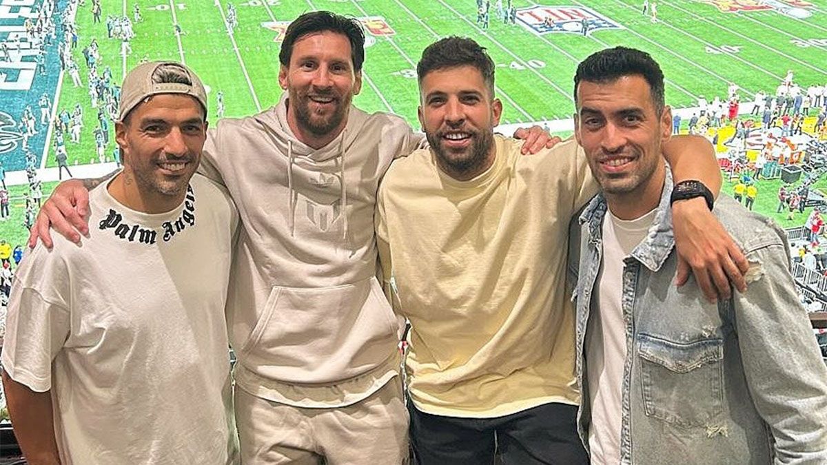 Messi está en el Super Bowl con Luis Suárez, Jordi Alba y Busquets.
