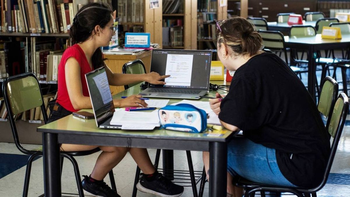 La UNCuyo trabaja en un código de honor para poner límites al uso de la inteligencia artificial en los trabajos de los alumnos.