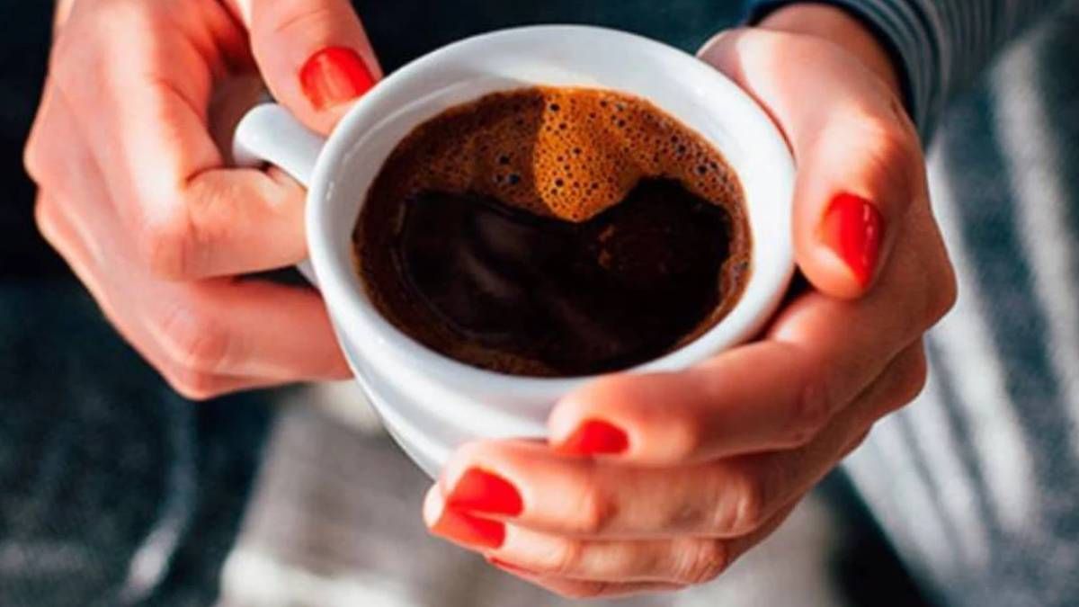 Adelgazar rápido: tomar café para quemar grasa en 5 minutos.