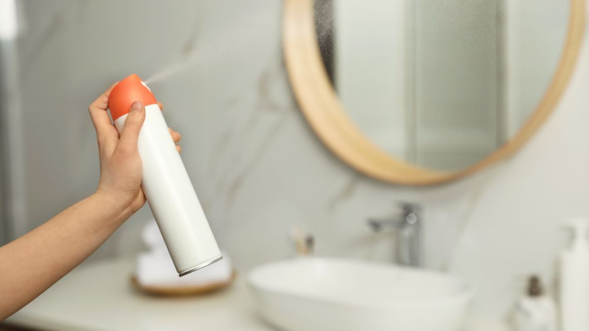 Con este sencillo truco podrás eliminar el olor a humedad de tu baño. Con este sencillo truco podrás eliminar el olor a humedad de tu baño.