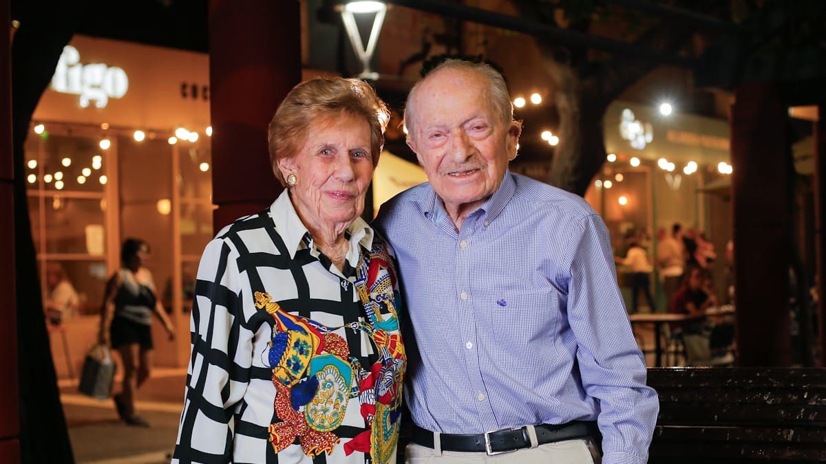 Llevan 75 de casados y una vida activa que desafía el paso del tiempo: el amor de Sara y Moisés